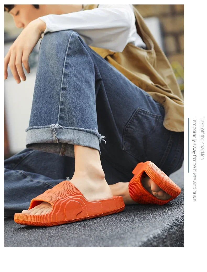 Men's Slide Slipper Man Luxury 2024 House Slippers Man Summer Shoes Sale Comfortable Men's Sandal Male Shoes Sneakers Flip Flop