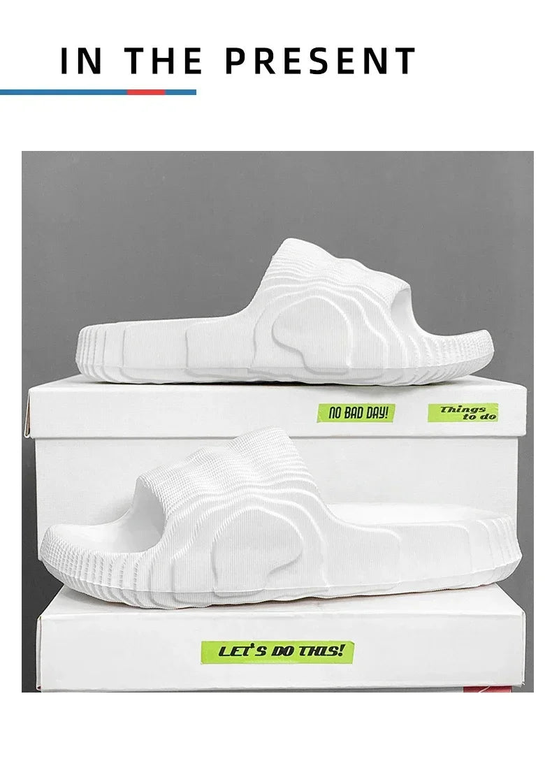 Men's Slide Slipper Man Luxury 2024 House Slippers Man Summer Shoes Sale Comfortable Men's Sandal Male Shoes Sneakers Flip Flop