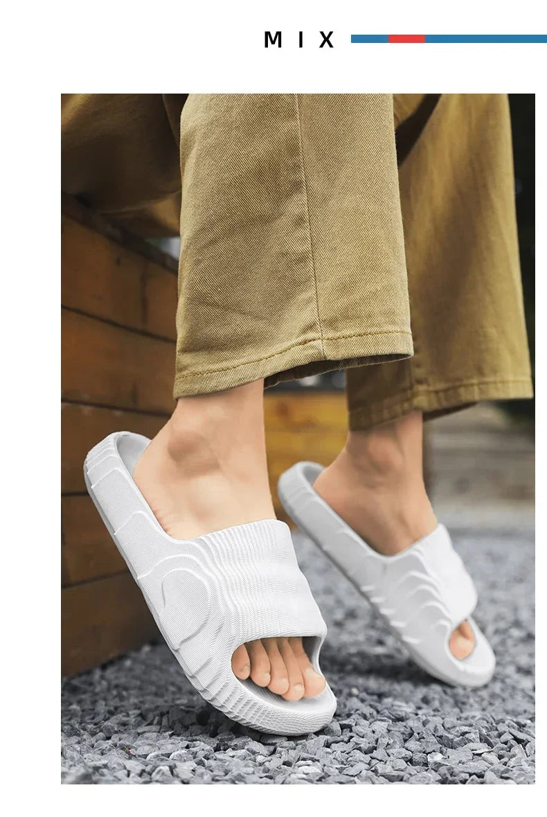 Men's Slide Slipper Man Luxury 2024 House Slippers Man Summer Shoes Sale Comfortable Men's Sandal Male Shoes Sneakers Flip Flop