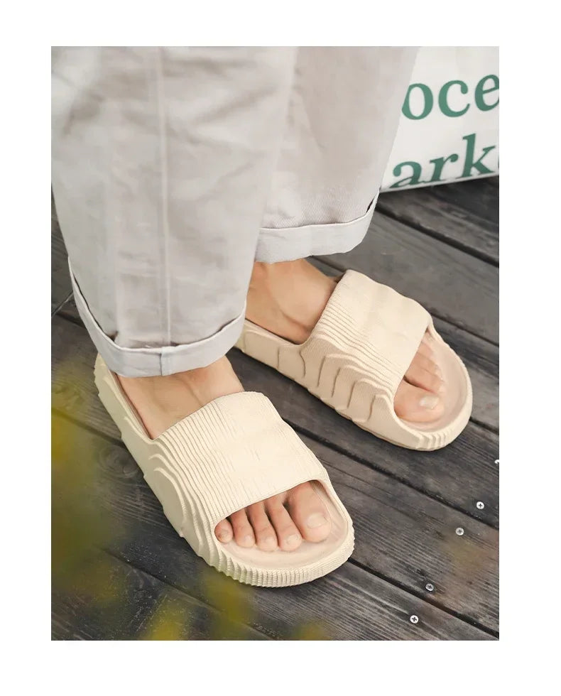 Men's Slide Slipper Man Luxury 2024 House Slippers Man Summer Shoes Sale Comfortable Men's Sandal Male Shoes Sneakers Flip Flop
